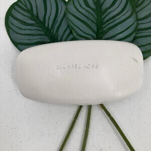 Michael Kors White Gray Silver Hard Clam Shell Cleaning Cloth Sunglasses Case